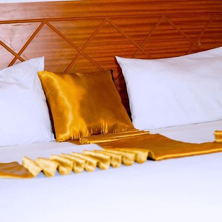 Peace & Grace Motel Kigali Buitenkant foto