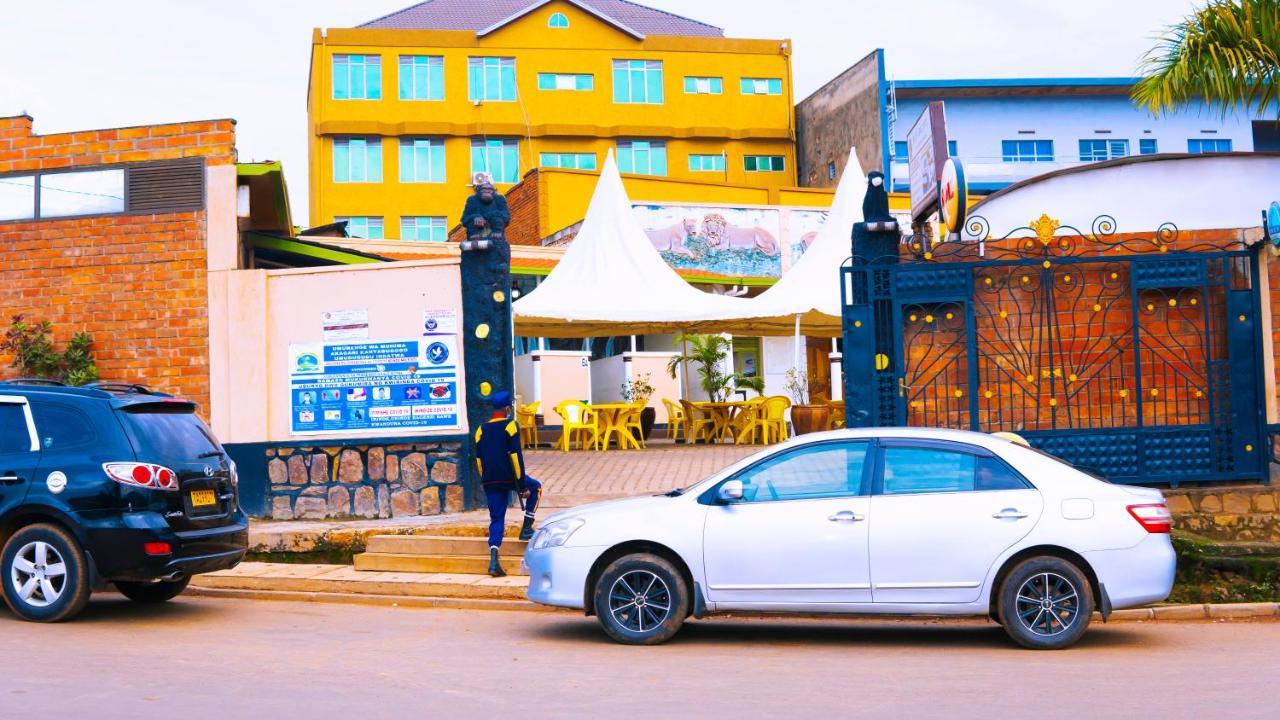 Peace & Grace Motel Kigali Buitenkant foto