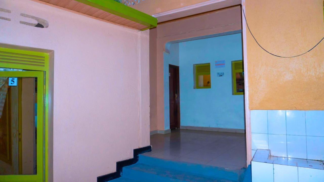 Peace & Grace Motel Kigali Buitenkant foto